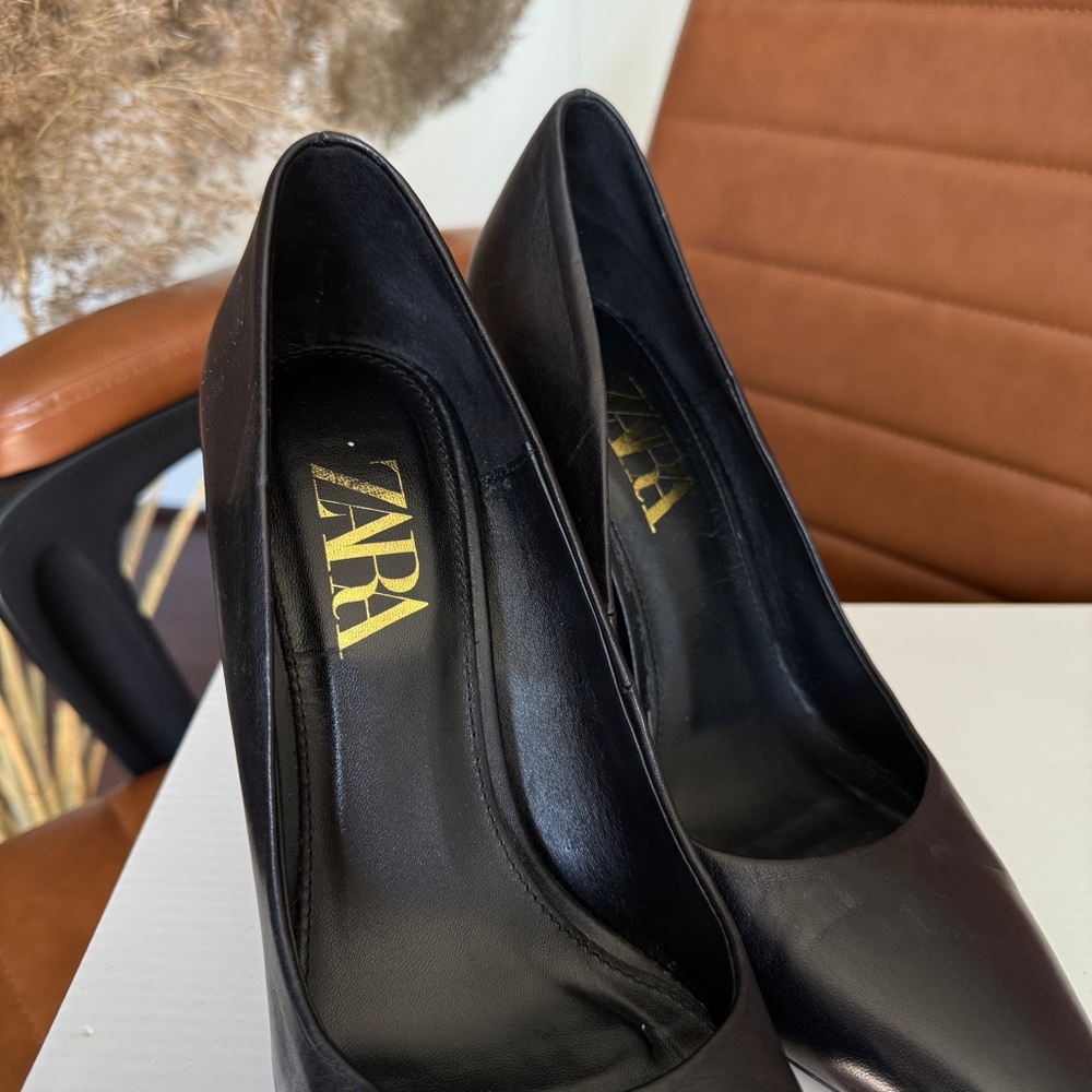 ZARA Leather Court Pump Heels Points Black